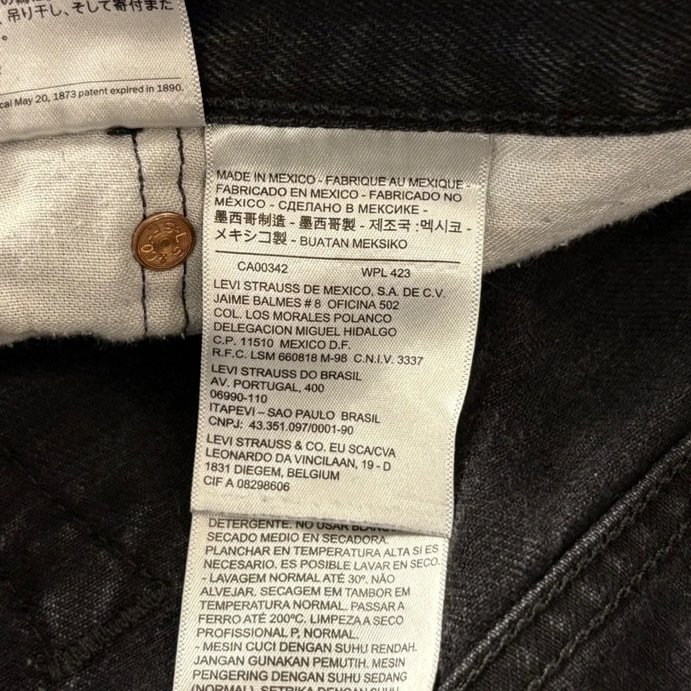 Levis 501 Original Fit Jeans Mens 40x32 Black Straight Leg Denim 00501-0638